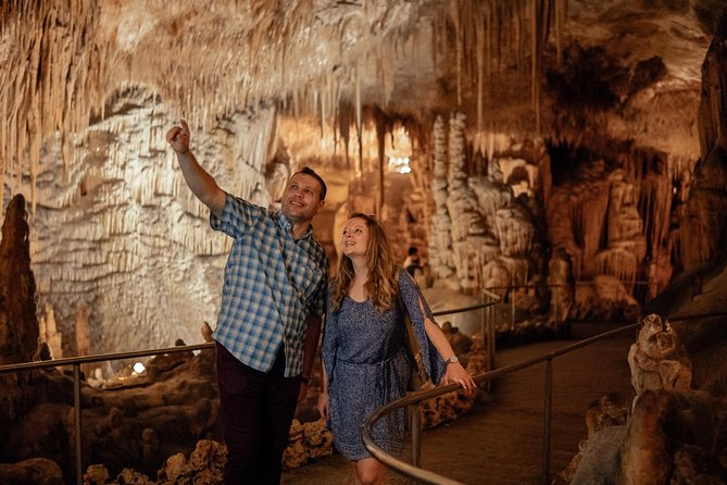 Mallorca Drach Caves Private Day Trip by Car with Hotel Pick-Up - Lunch expectations: good food, but plan for it