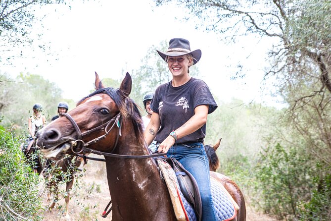 Mallorca Evening Tour: Horseback Riding, Dinner and Dance - What you do on a Mallorca ranch evening, step by step