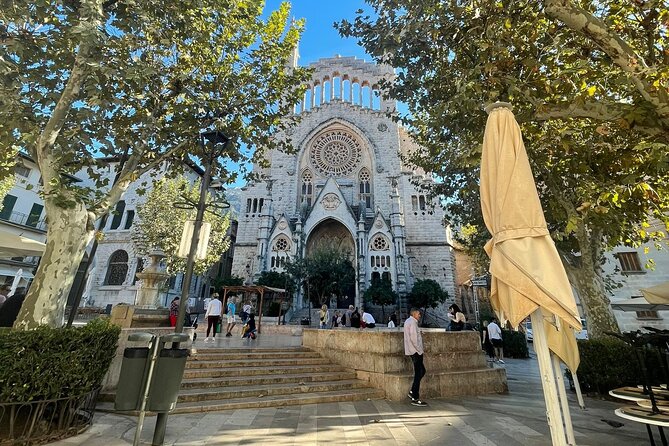 Mallorca Full-Day VIP Tour: Valldemossa, Deià & Sóller Experience - Valldemossa’s Cobblestone Walk and Chopin Connections