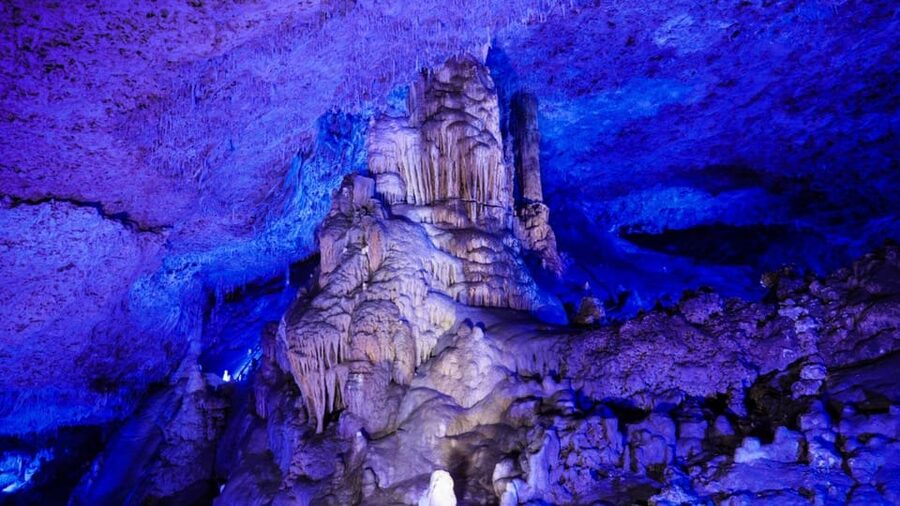 Mallorca: Half-Day Hams' Caves Tour with Pearl Shop Visit - Key Things That Make This Tour Worth Considering