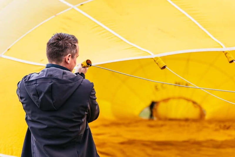 Mallorca: Hot Air Balloon Flight with Private Options - Takeoff and the Gentle Climb Into the Countryside