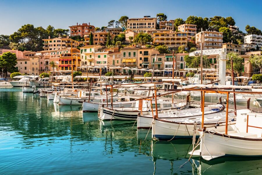 Mallorca: Island Trip by Train, Tramway, and Boat - Sóller Station stop: Miro etchings and Picasso ceramics