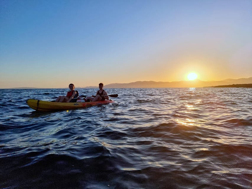 Mallorca: Kayak Sunset Tour from Ca'n Pastilla Beach - The best part: seeing the sky change from the open water