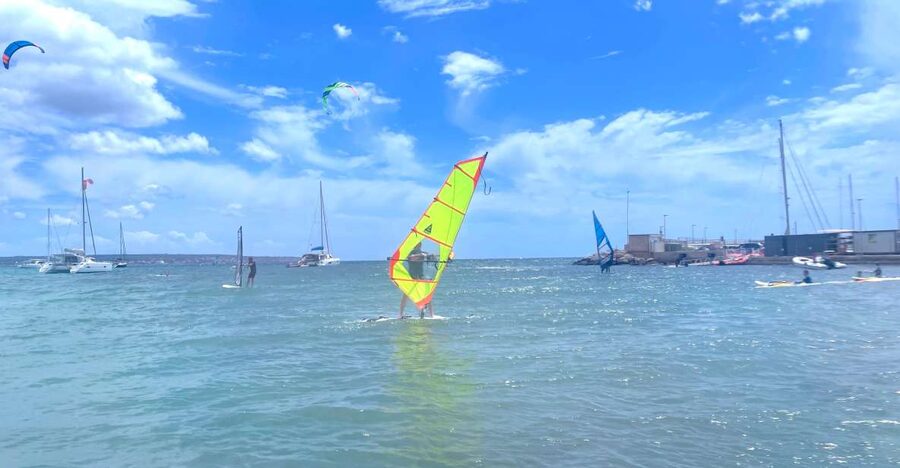 Mallorca: Private Windsurf Lesson - Private Instruction With a Small Group: How That Affects Your Learning