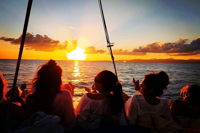 Mallorca Sailing Adventure with Snorkeling, Snacks & Drinks - Price and value check for $119.77 per person