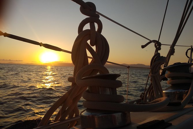 Mallorca sailing, snorkelling, as a Local with drinks and food - Food and Drinks: What’s Included and What You Should Expect