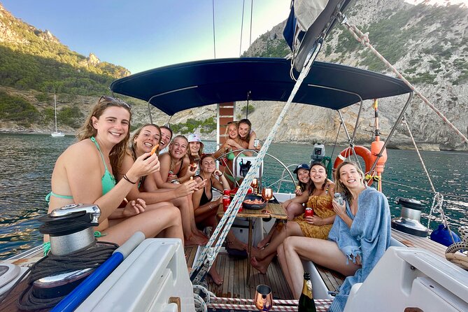 Mallorca sailing tour with tapas and wine - Why this 14 m sailing trip feels like real Mallorca time