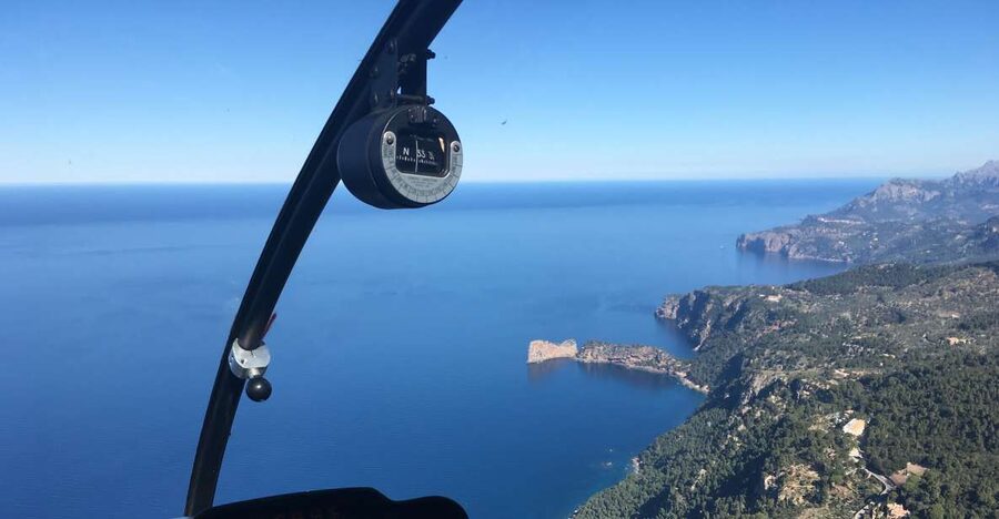 Mallorca: Scenic Helicopter Tour Experience - The 8-minute Palma City route, cathedrals and coast in a hurry