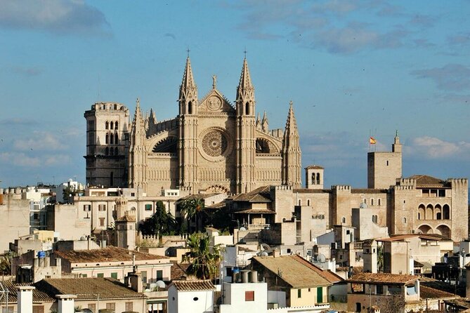 Mallorca Shore Excursion Bellver Castle and Cathedral Private Tour - Should You Book the Bellver Castle and Cathedral Private Tour?