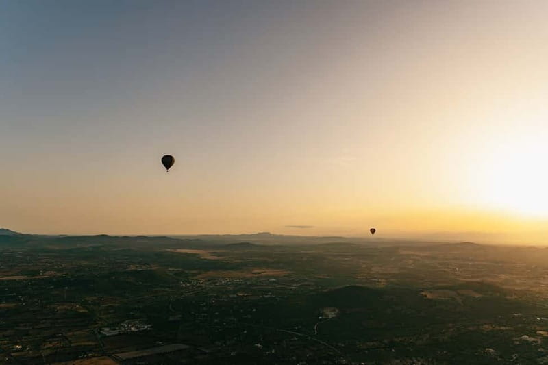 Mallorca: Sunrise or Sunset Hot Air Balloon Flight - Before Takeoff: Inflation, Briefing, and Optional Hands-On Help