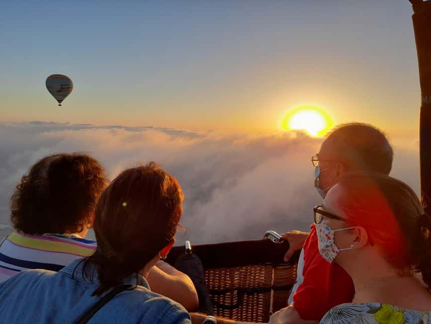 Mallorca: Sunset Balloon ride - First impressions at the Balloon Airport of Manacor
