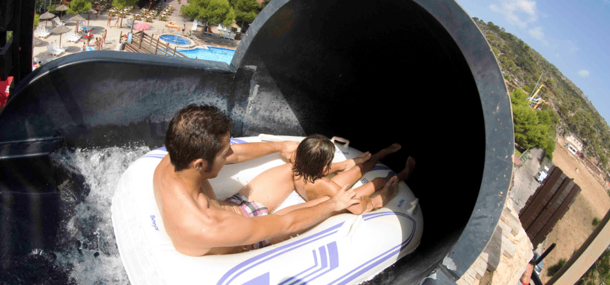 Mallorca: Western Waterpark Tickets with Transfer - Crowds and ride waits: where your day can speed up or slow down