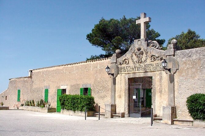 Mallorca: Windmills, Legends and Charming Villages - Stop 2, Puig de Randa for viewpoints with a simple walk