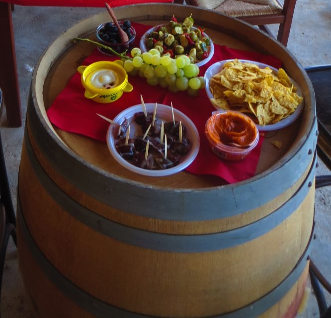 Mallorca: Wine Cellar Tour XL - 3 Wine Tastings incl. GERMAN - The German guide and how to get more out of each stop