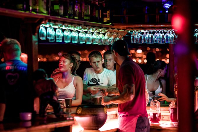 Night Boat Party: Mallorca Nightlife - Barca Samba on the Paseo Marítimo: Why This Location Matters