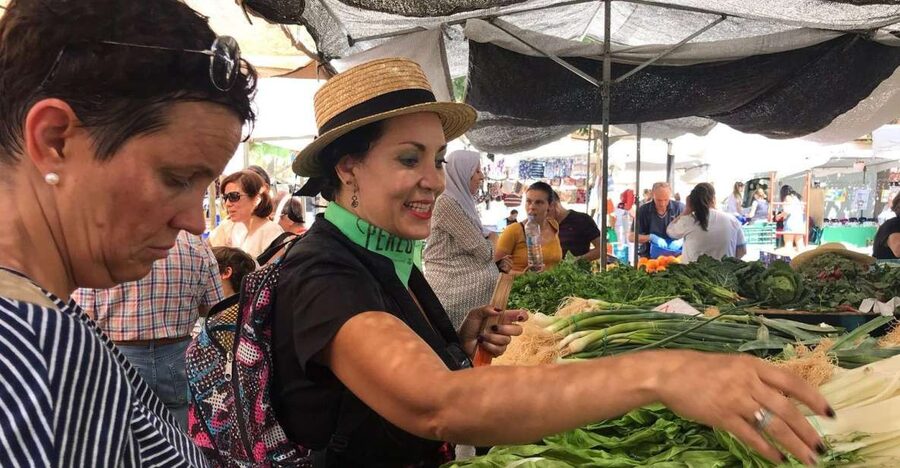 Palma: 2.5-Hour Chinatown Market Tour - Entering Palma’s Chinatown, past the tourist map