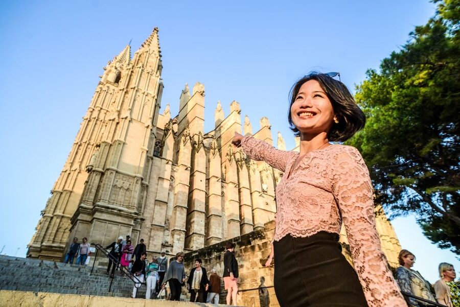 Palma: Cathedral of Mallorca Skip-the-Line Entry Ticket - Dress code and entry rules: the stuff that can slow you down