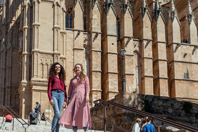 Palma Cathedral & Surroundings PRIVATE TOUR with Ticket Included - Private tour pacing: perfect for couples, friends, and small groups