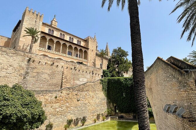 Palma de Mallorca Cultural and Foodie Tour - Walking Palma’s historic lanes: palaces, an Arabian chapter, and Almudaina