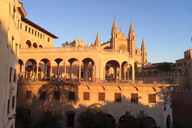 Palma de Mallorca Cultural and Foodie Tour - The Cathedral stop: what you should pay attention to
