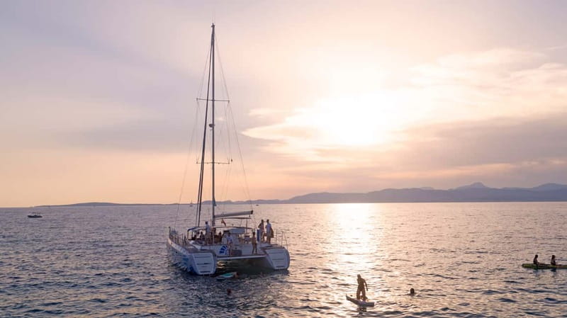 Palma de Mallorca: Deluxe Catamaran Sailing Tour with Meal - The Oasis catamaran: comfort that doesn’t feel cramped