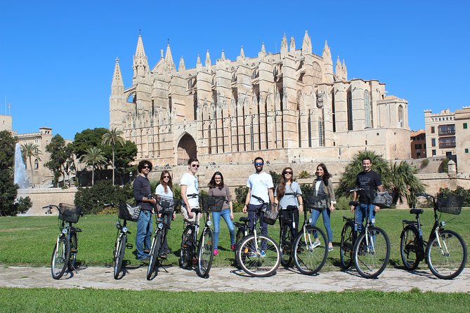 Palma de Mallorca Easy Bike Tour (Small Groups) - Palau de l’Almudaina and La Seu: Pick Your Ticket Strategy