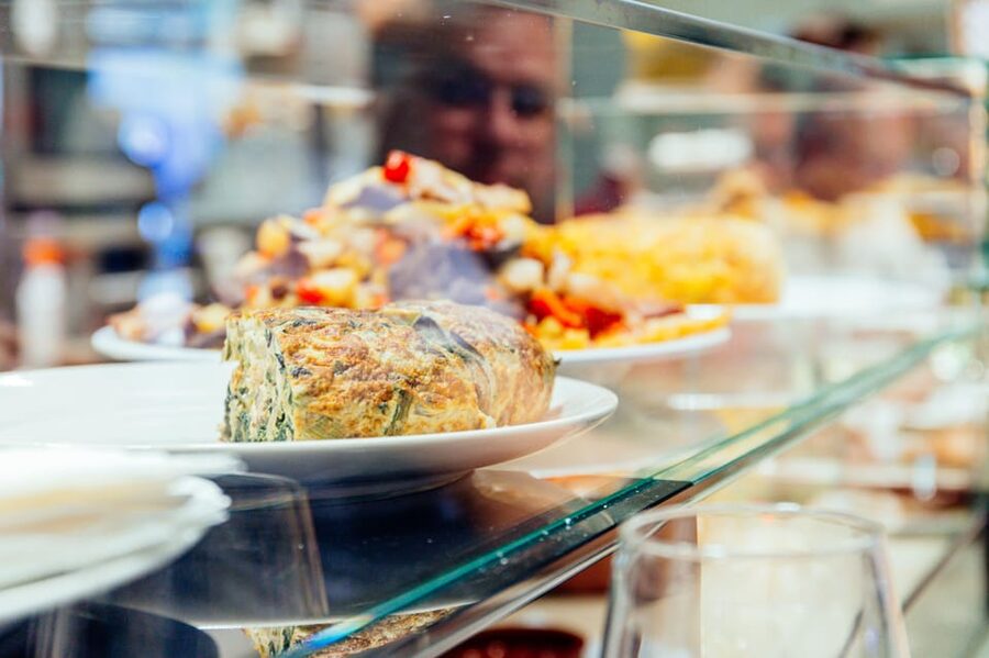 Palma de Mallorca: Foodie Walking Tour of the Old Town - Should you book this Palma Old Town food tour?