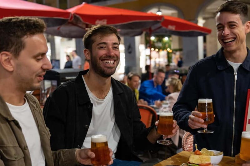 Palma de Mallorca: Gourmet Tapas and Wine Tour - Maura Café and Bar: finishing strong with your last tasting