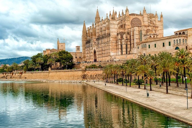 Palma de Mallorca Guided Tour with Hotel Pick up - A Smooth Half Day Plan for First-Time Palma