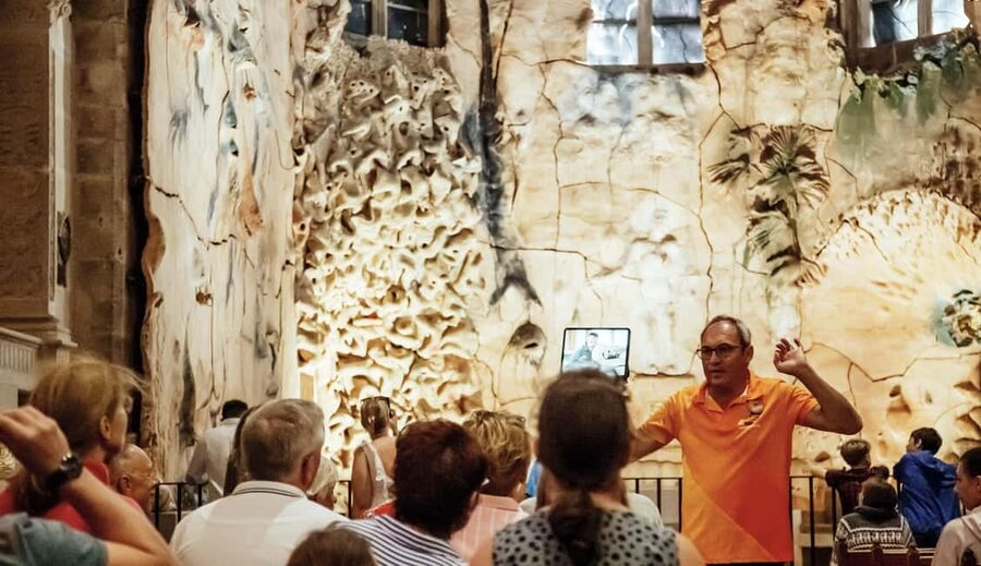 Palma de Mallorca: Old Town and Cathedral Tour - Timing: why 11:30 tends to feel easier than later