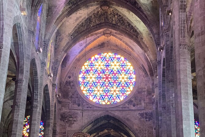 Palma de Mallorca: PRIVATE Local Food And Cathedral Experience - What to watch for: closures, weather, and comfort
