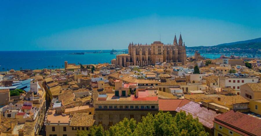 Palma de Mallorca: Self-Guided Audio Tour - A phone-paced walk through Palma, with a clear start and finish