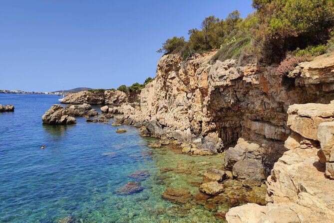 Palma de Mallorca: Small Group Tour by Locals in Hidden Coves - Stop 1: Fortín Militar de Bendinat and why it sets the tone