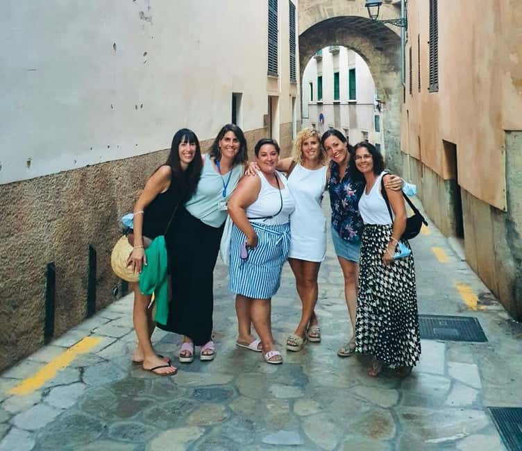 Palma de Mallorca: Small-Group Tour & Fast-Track Cathedral - Royal Palace of La Almudaina and the Royal Garden Walk