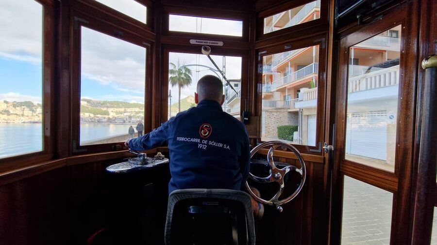 PALMA DE MALLORCA & SOLLER MIT BAHN & STADTFÜHRUNG ab Palma - Key highlights