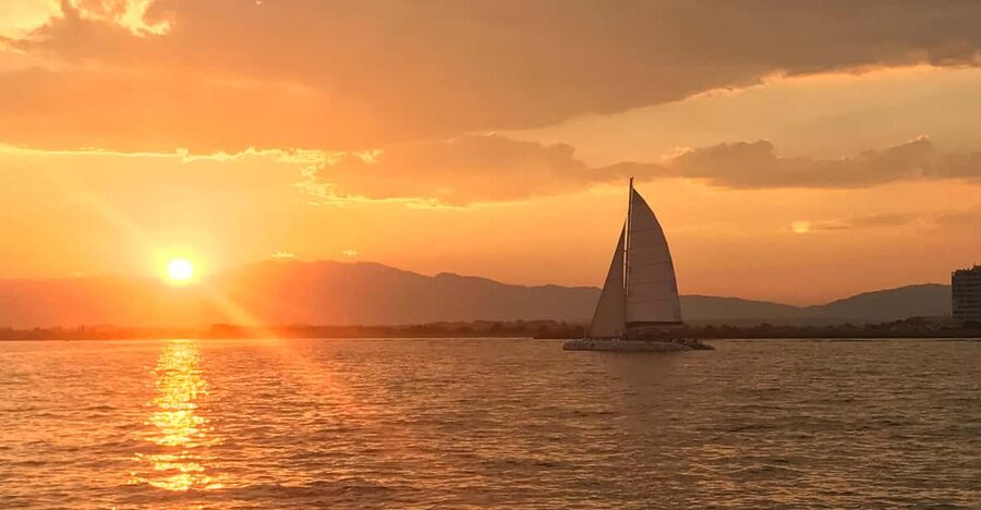 Palma de Mallorca: Sunset Sailing Catamaran Trip with Drink - Key things to know before you go