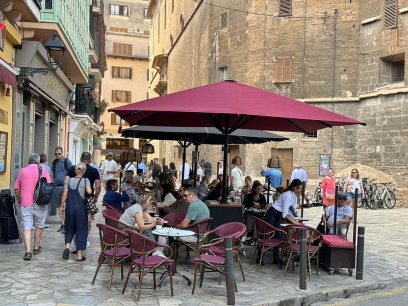 Palma in person and away from the crowds - Markets and Everyday Palma: Listening to the City, Not Just Looking