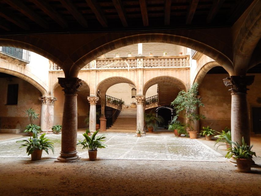 Palma: Old Town Walking Tour & Cathedral Skip-the-Line - Meet at the Orange Umbrella and Get Oriented Fast