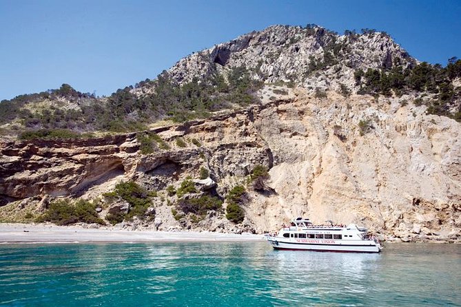 Panoramic Mallorca Boat Trip to Formentor Beach - Is the commentary worth counting on?