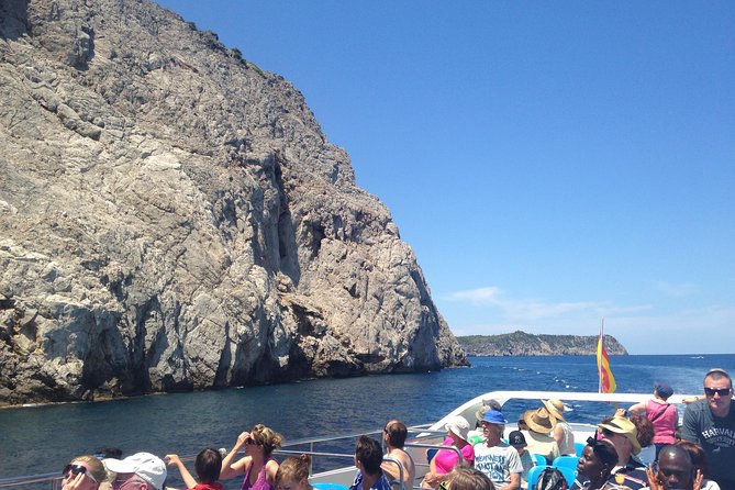 Panoramic Mallorca Boat Trip to Formentor Beach - Swim stop reality: plan your deck spot like you mean it
