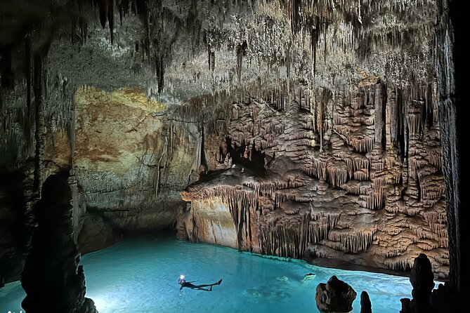 PREMIUM TOUR : Enjoy aquatic caves with caving guides - What you actually get for $101.20: gear, lighting, insurance, and real value