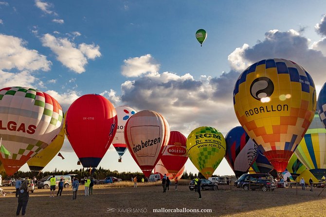 Private Balloon Flight Over Mallorca for Two People - How the 3 to 4 Hours Play Out (So You Can Plan Your Day)