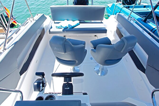 Private Boat Rental Abaris 23 from Alcudia - Captain or Bareboat: The Deposit, the License, and What It Means for Your Day