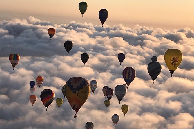 Private Exclusive Ballooning Experience for 4 over Mallorca - Timing, Meet Time, and the WhatsApp You Cannot Ignore