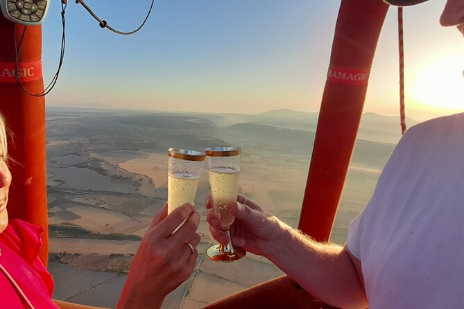 Private Exclusive Ballooning Experience for 4 over Mallorca - Breakfast and the Morning Rhythm, Optional May to October