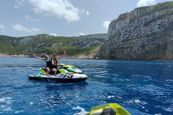 Private jet ski excursion Ibiza San Antonio Es Vedrà - Safety and Comfort: What You Should Expect