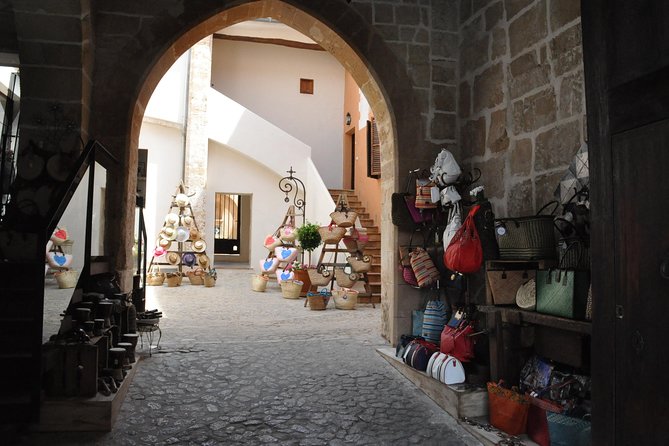 Private Tour: Palma de Mallorca Old Town - Almudaina Palace and Old-Town Winding Streets That Feel Like a Puzzle