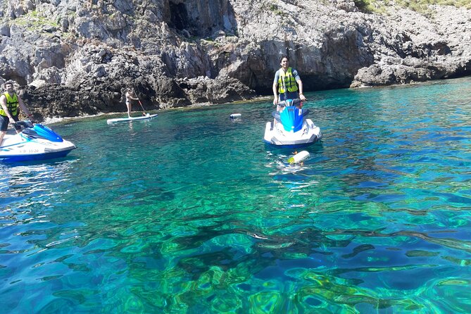 Safari Alcudia Jack Sparrow cave tour 90MIN - Staff and Safety: Attentive Guidance Is the Real Differentiator