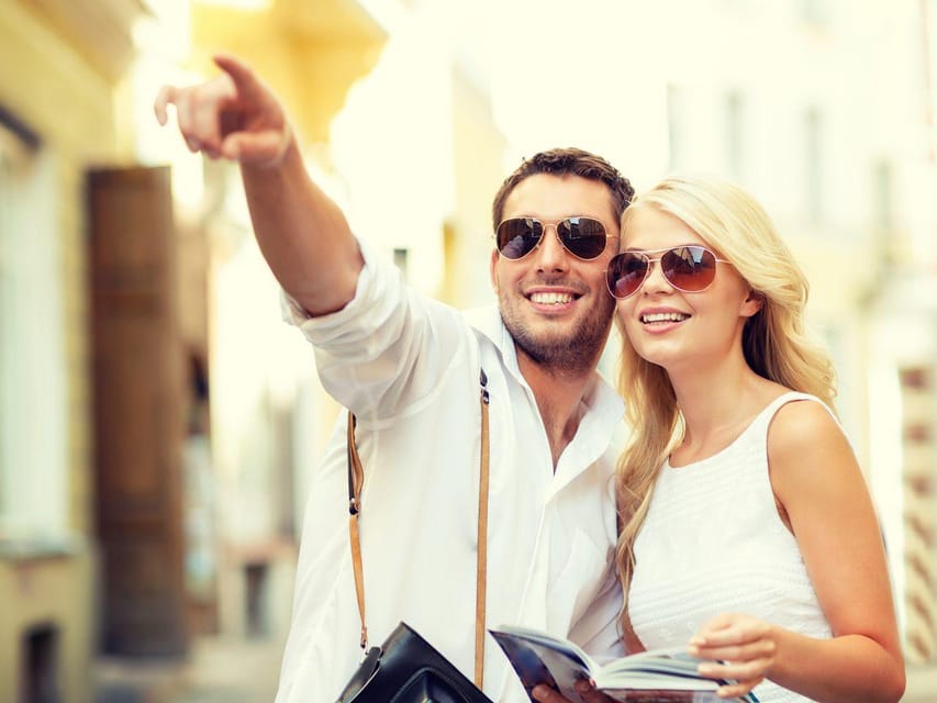 Santa Ponca: CoupleWalk, fun game and city walk for couples - Santa Ponça CoupleWalk, game first, not a classic sightseeing tour