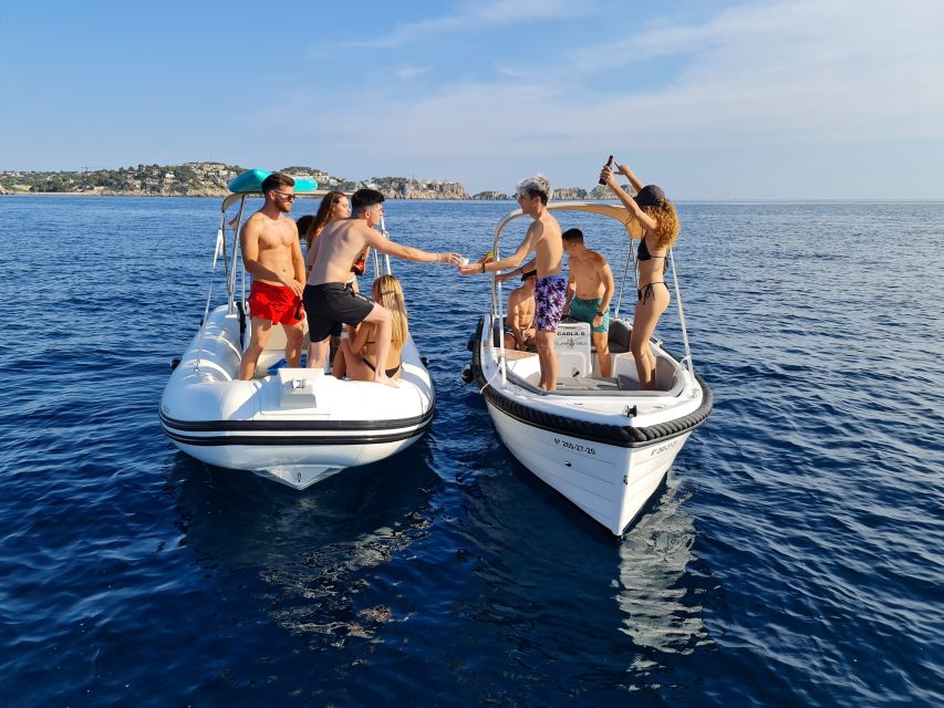 Santa Ponsa: Private Boat Rental with No Licence Necessary - Who Should Book This Private Santa Ponsa Boat Rental